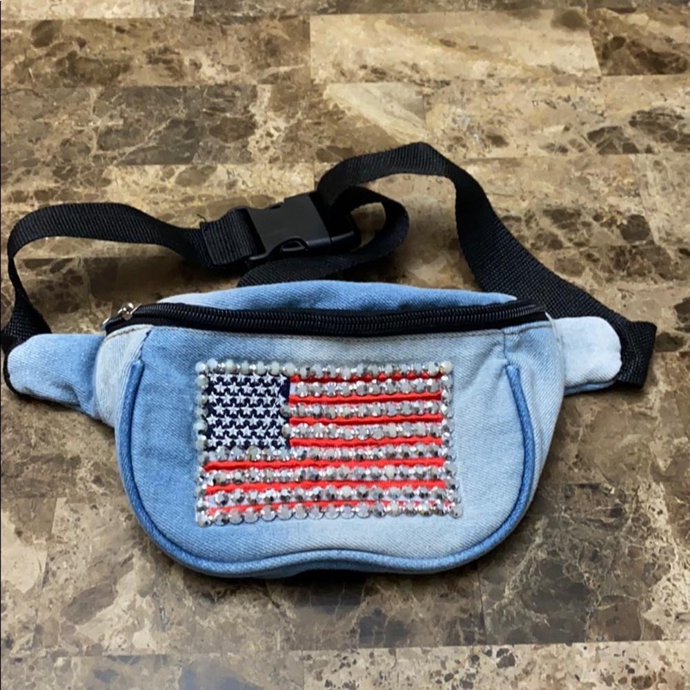 Retro American flag Fanny pack